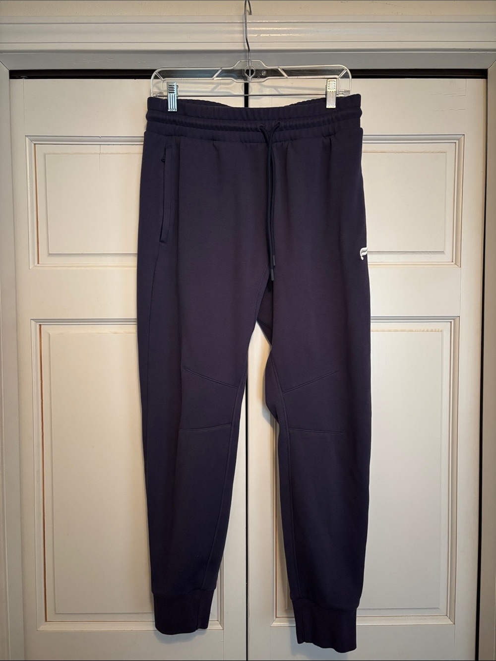 Fabletics Women’s Navy Blue Jogger Sweatpants
